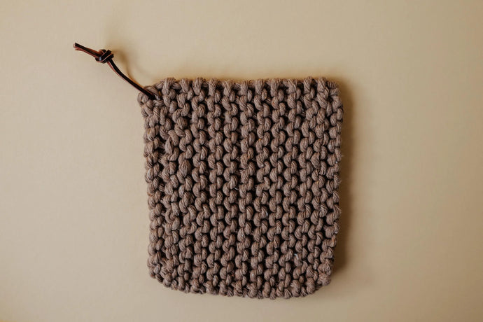 Rope Trivet with Leather Strap