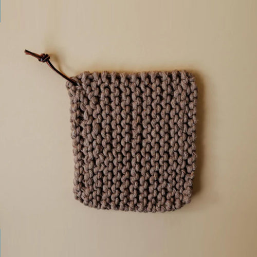 Rope Trivet with Leather Strap