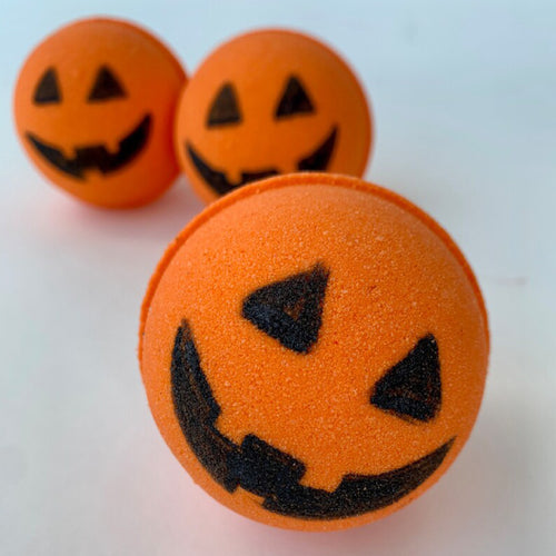 Jack o'lantern Pumpkin Bath Bomb